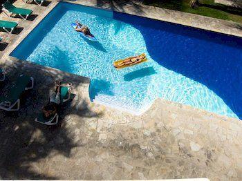 كاباريتي Hostel Laguna Park المظهر الخارجي الصورة