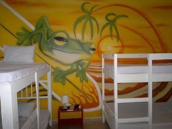 كاباريتي Hostel Laguna Park المظهر الخارجي الصورة
